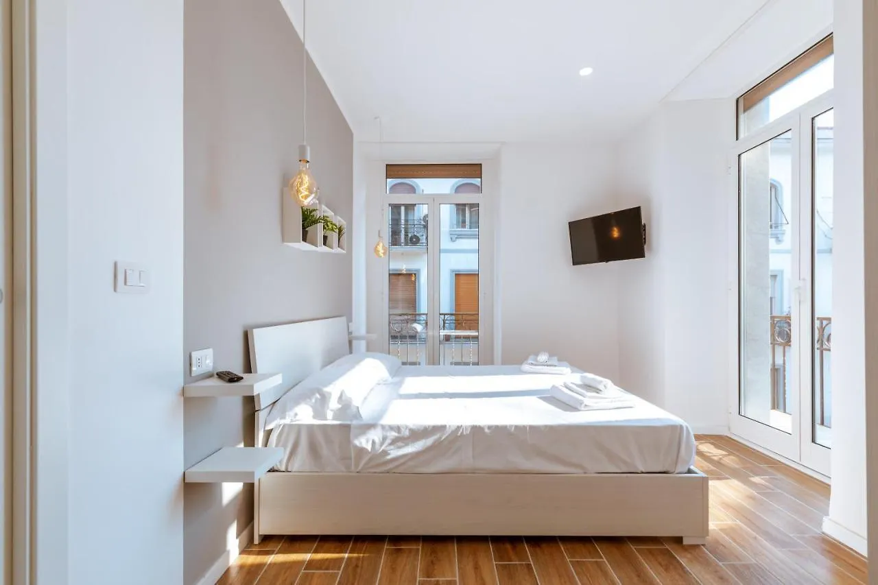 Appart hôtel Central House - Apartments In Naples