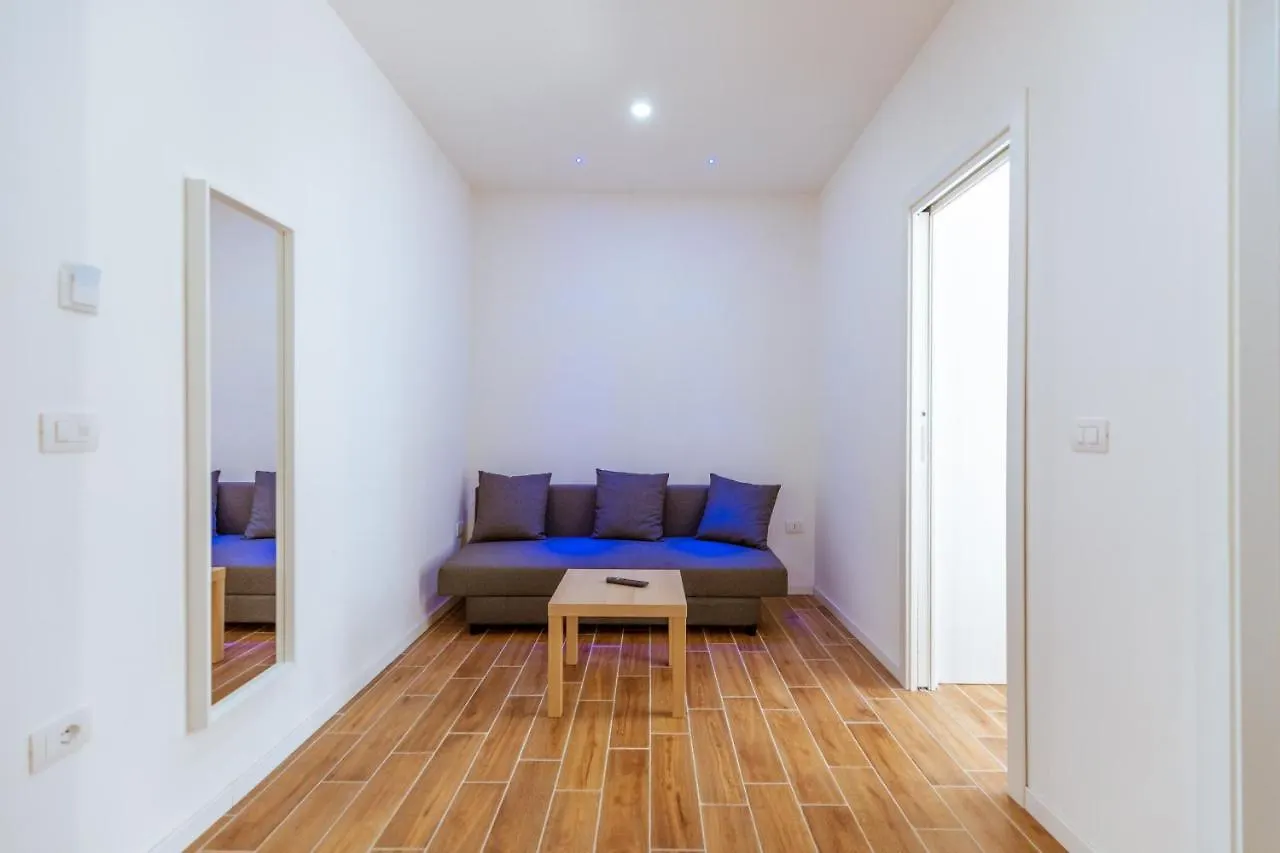 Appart hôtel Central House - Apartments In Naples
