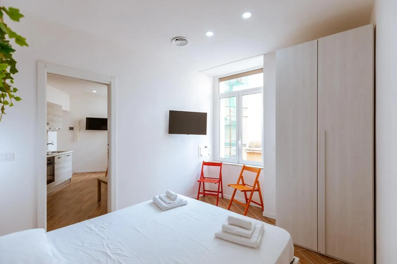 Appart hôtel Central House - Apartments In Naples Italie