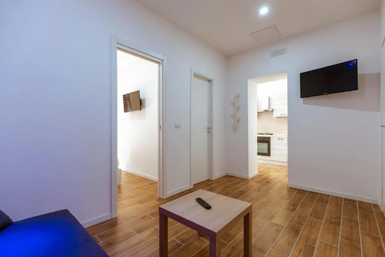Central House - Apartments In Naples